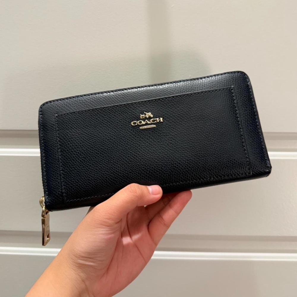 Coach Black Leather Zip-Around Wallet